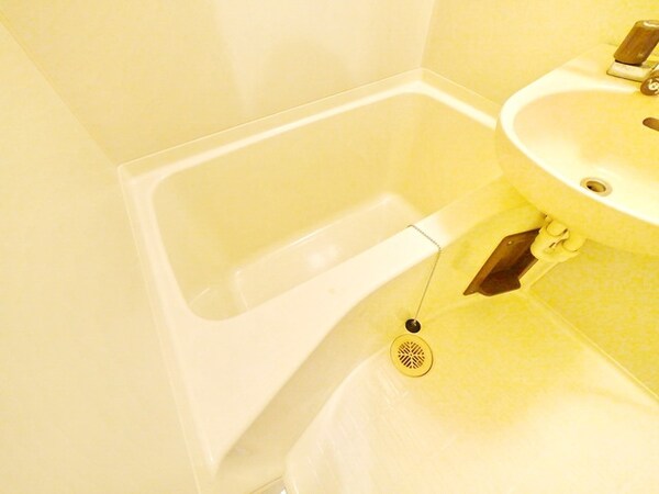 バス／シャワールーム等(別号室参考写真)