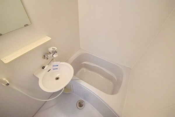 バス／シャワールーム等(★１日の疲れをしっかりとりましょう★)