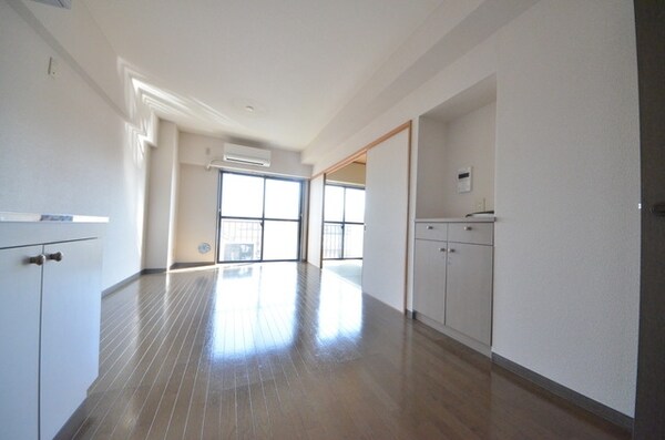 リビング・居室(★お部屋探しは株式会社タウンハウジング東京まで★)