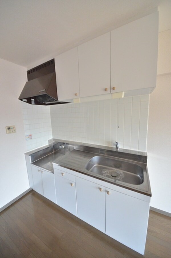 キッチン(★お部屋探しは株式会社タウンハウジング東京まで★)