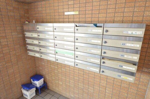 エントランス(★お部屋探しは株式会社タウンハウジング東京まで★)