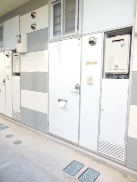 物件内観写真3　(★玄関ドア★)