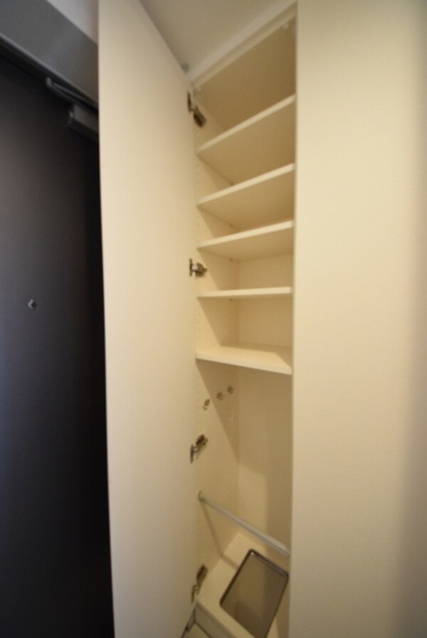 設備(☆シューズＢＯＸ☆)