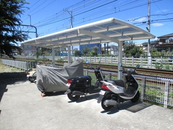 共有部分(～雨でも安心！屋根付き駐輪場～)