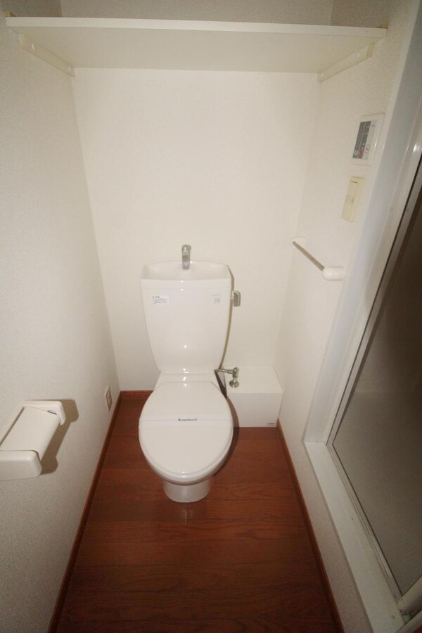 トイレ(トイレ)