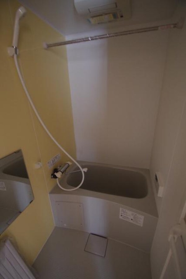 バス／シャワールーム等(★清潔感のある浴室★)