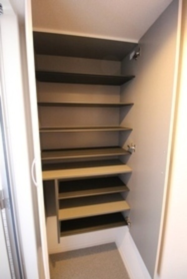 玄関(★お部屋探しは、タウンハウジング多摩センター店へ★)