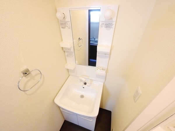 洗面(★お部屋探しは株式会社タウンハウジング東京まで★)