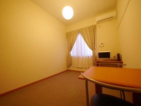 その他室内・内装(★家具・家電付きのリビングです★)