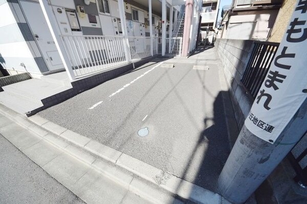 駐車場(★敷地内駐車場です★)