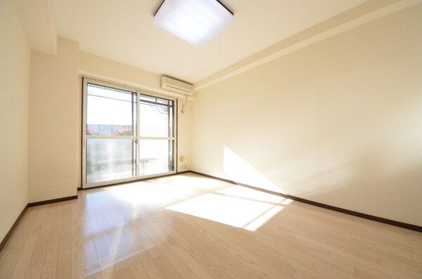 その他室内・内装(☆広々とした洋室☆)