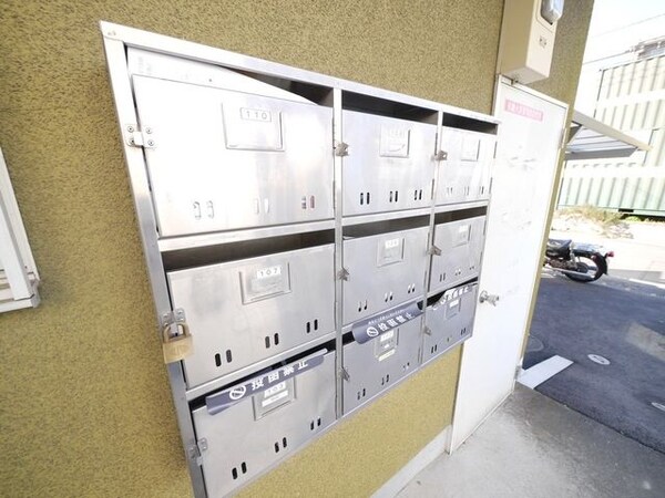 エントランス(★お部屋探しは、タウンハウジング多摩センター店へ★)