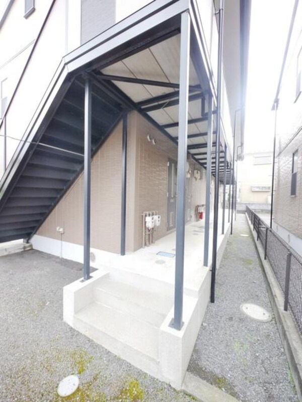 エントランス(★お部屋探しは、タウンハウジング多摩センター店へ★)