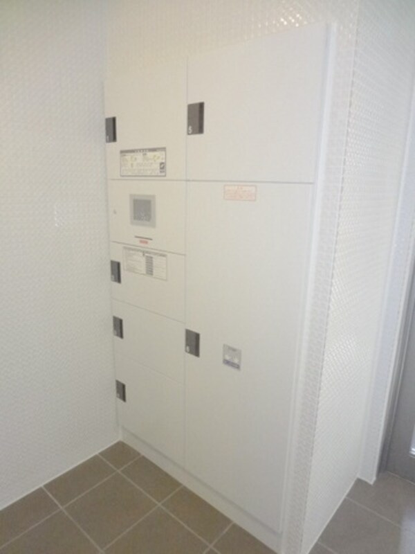 共有部分(♪通販生活に欠かせない宅配ＢＯＸ！♪)