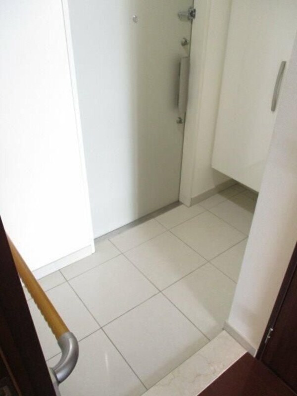 玄関(★お部屋探しは株式会社タウンハウジング東京まで★)