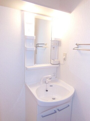 物件内観写真5　(シャンプードレッサー)