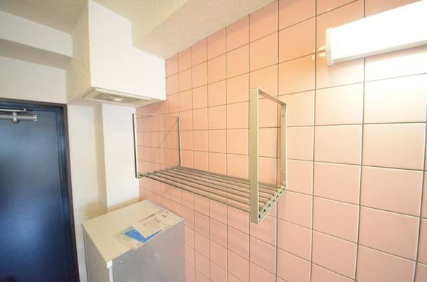 設備(☆調味料なども置けますね☆)