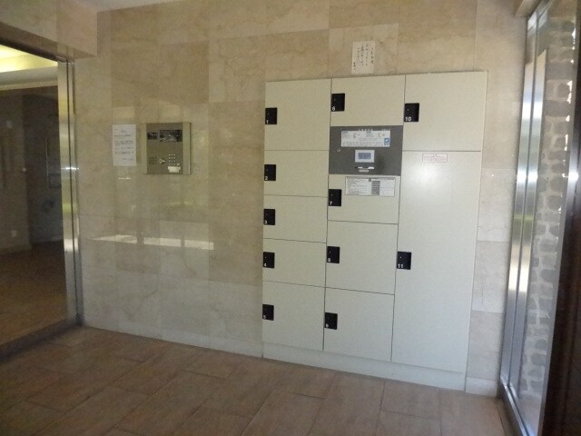 物件内観写真17　(☆宅配ロッカー☆)