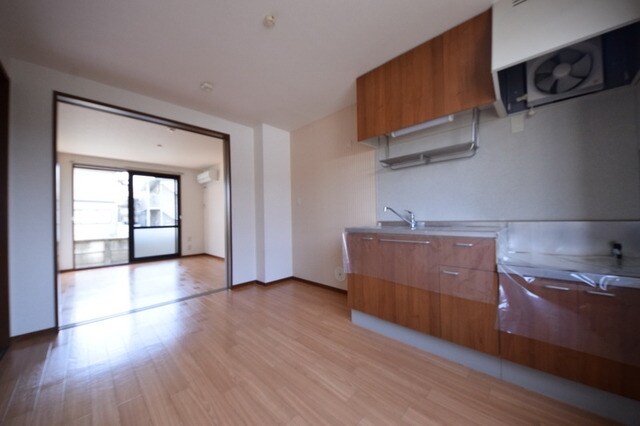 物件内観写真2　(ダイニング)