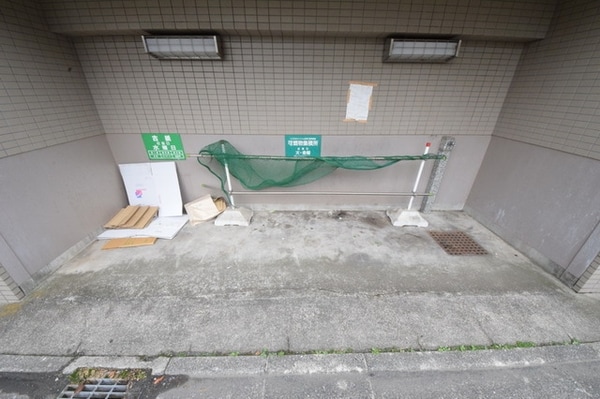 共有部分(ごみ置き場)