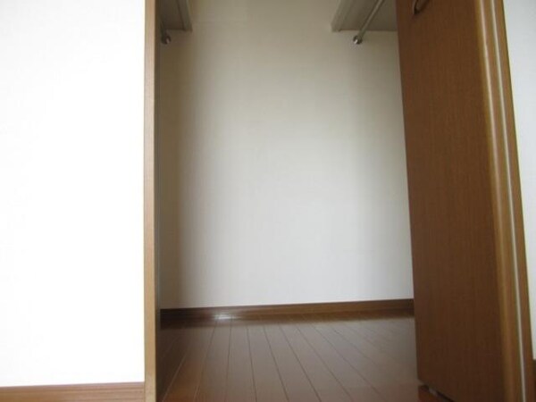 収納(◆ウォークインクローゼットでゆったり収納♪◆)