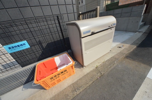 共有部分(♪ゴミの分別はしっかりしようね♪)