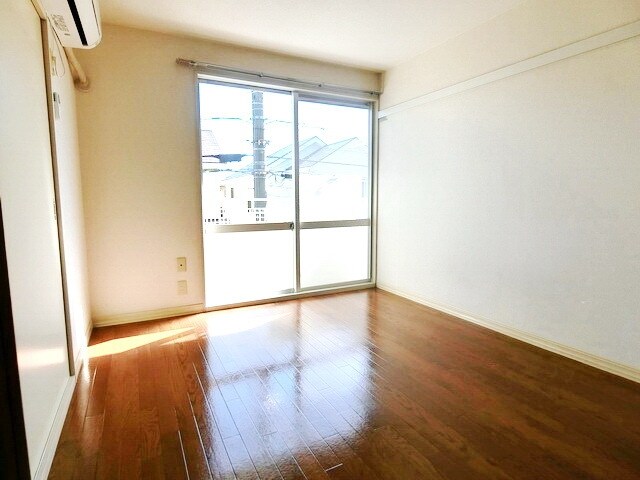 物件内観写真9　(?リビング☆)