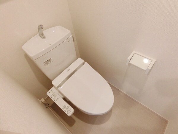 トイレ(☆ウォッシュレット完備です☆)