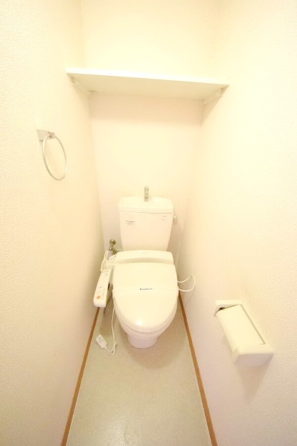 トイレ(室内、室内設備)