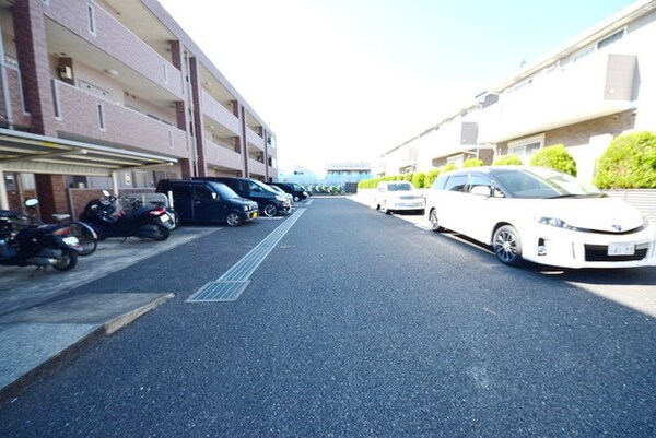 駐車場(★敷地内駐車場★)