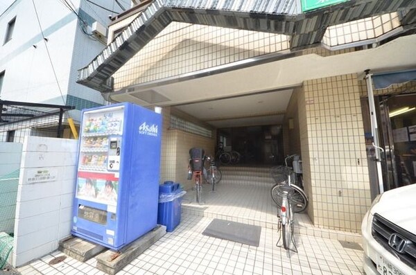 エントランス(外観・共用部分)