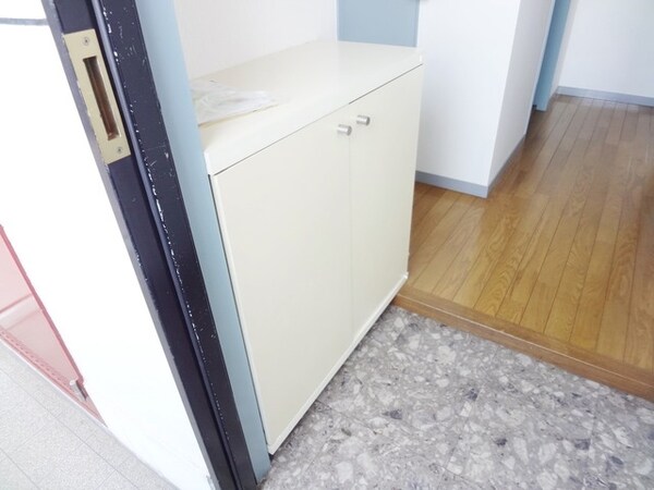 玄関(★お部屋探しは株式会社タウンハウジング東京まで★)