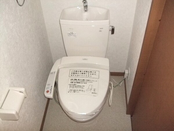 トイレ(♪ウォシュレット付きで快適なトイレ♪)