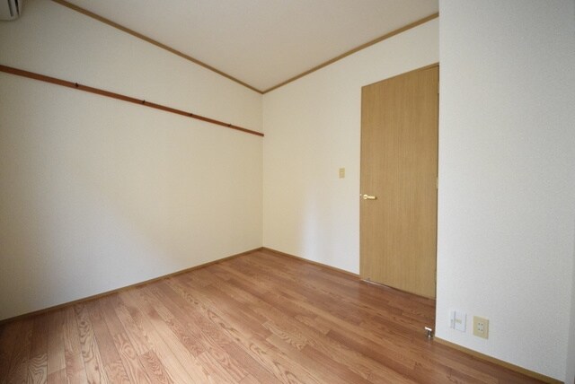 物件内観写真4　(☆居室☆)