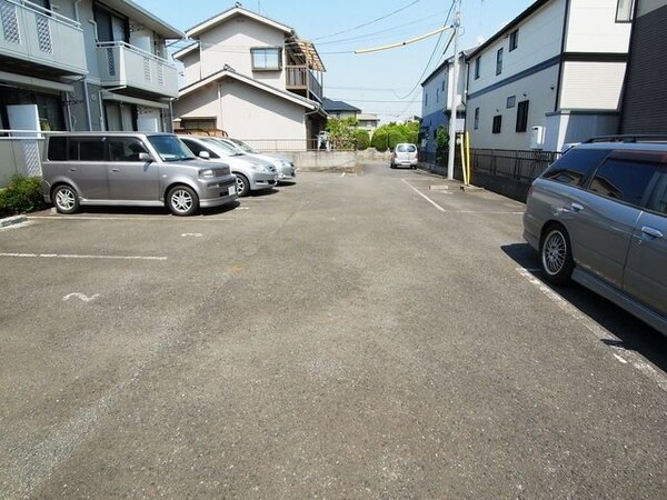 駐車場(★駐車場★)
