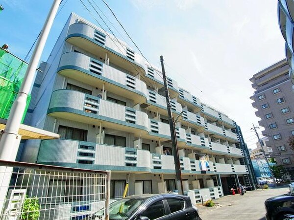 外観(♪重厚感ある建物ですね♪)