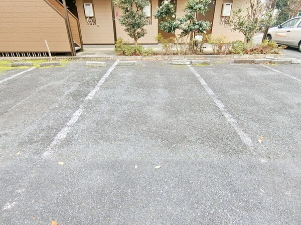 駐車場(★駐車場★)