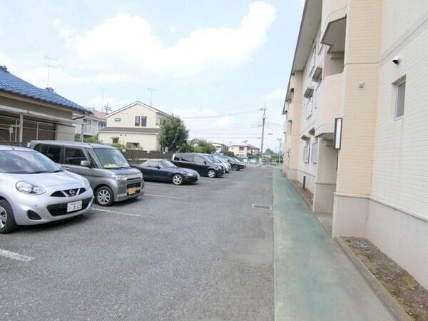 駐車場(☆駐車場☆)