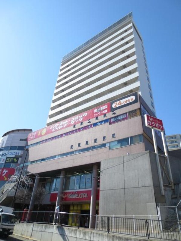 外観(★施設と入り口は別です★)