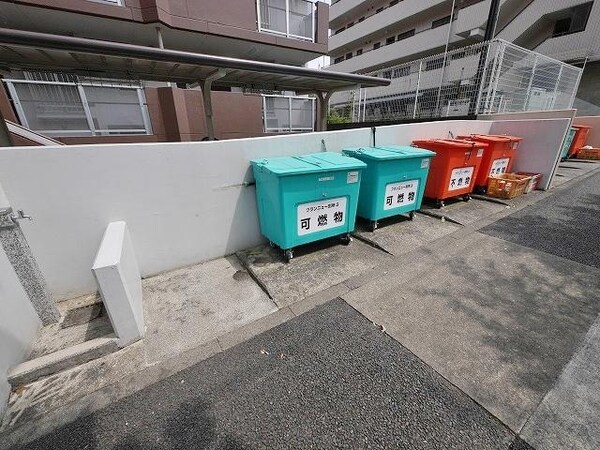 共有部分(★ゴミ置き場★)