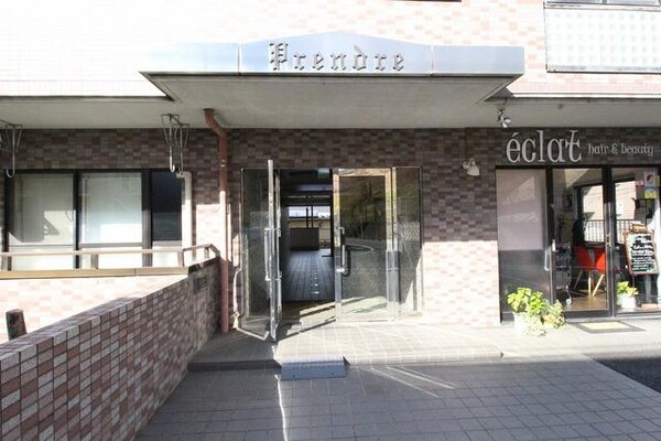 エントランス(★お部屋探しは、タウンハウジング多摩センター店へ★)