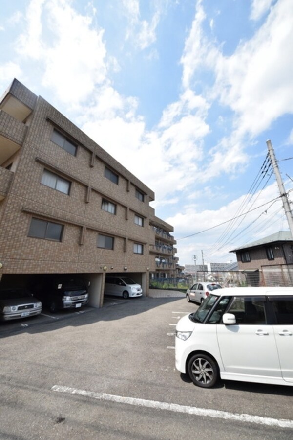 駐車場(☆駐車場☆)