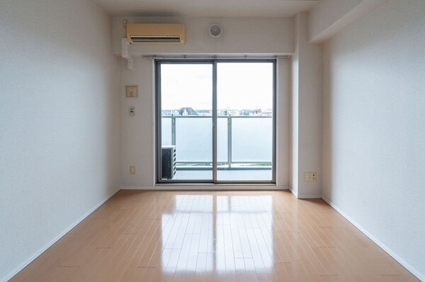 リビング・居室(同建物の別のお部屋のイメージです)