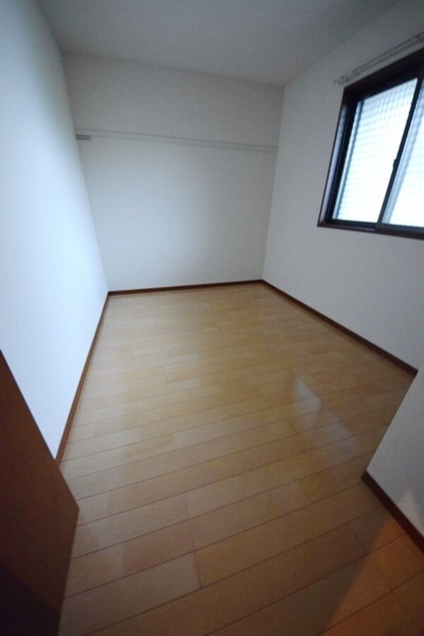 その他室内・内装(★玄関横の洋室です★)