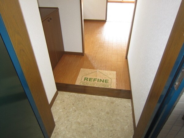 玄関(★お問い合わせはタウンハウジングまで★)