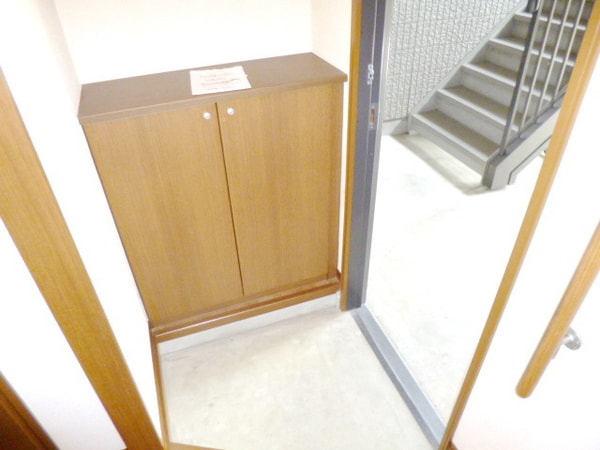 玄関(★下駄箱付きで玄関すっきり★)