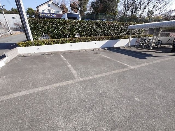 駐車場(★お部屋探しは、タウンハウジング多摩センター店へ★)