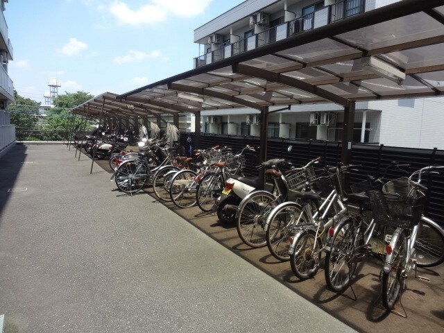 共有部分(♪屋根付き駐輪場♪)