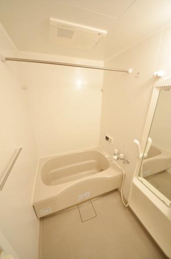バス／シャワールーム等(★お部屋探しは株式会社タウンハウジング東京まで★)