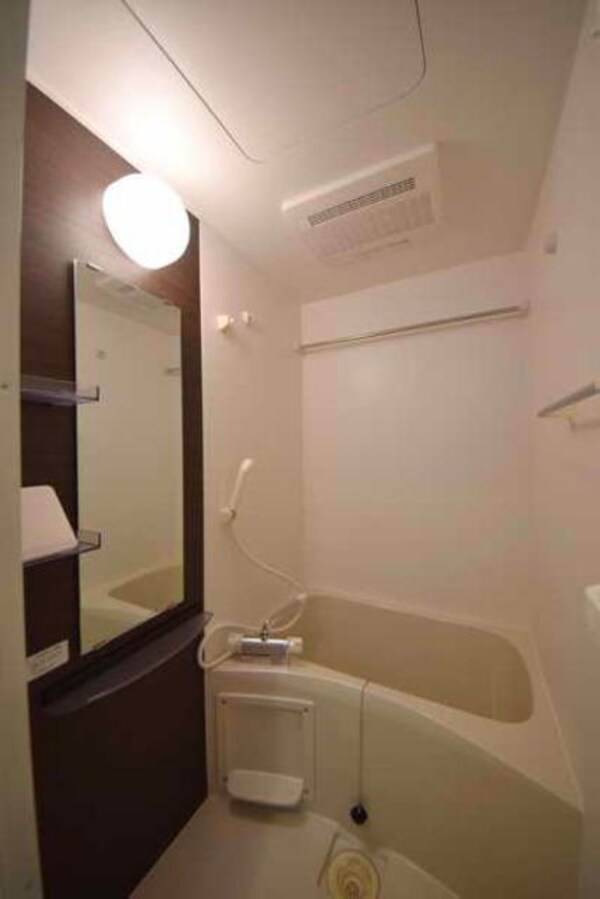 バス／シャワールーム等(室内・室内設備)